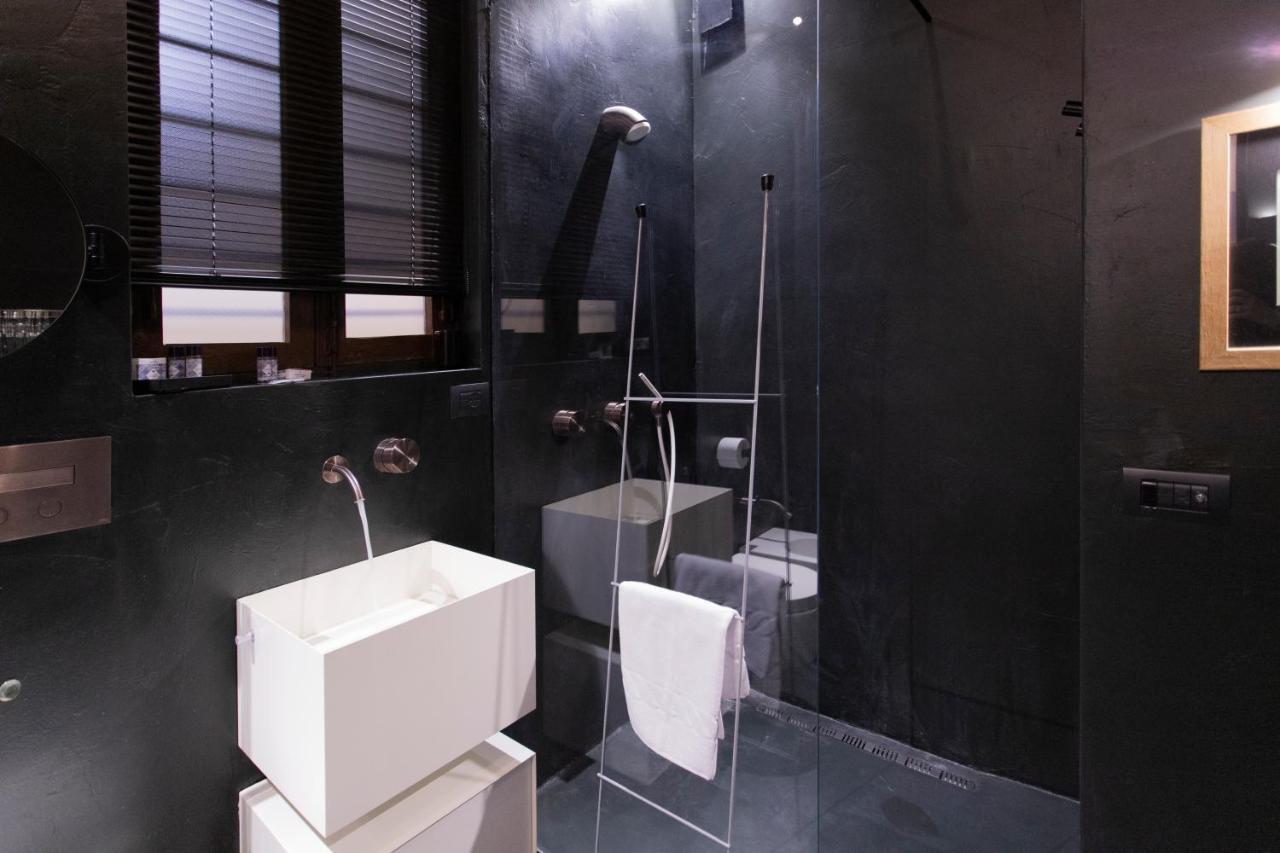 Greta Charming Suite In Trastevere โรม ภายนอก รูปภาพ